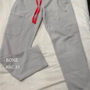 Women’s Figs Scrubs